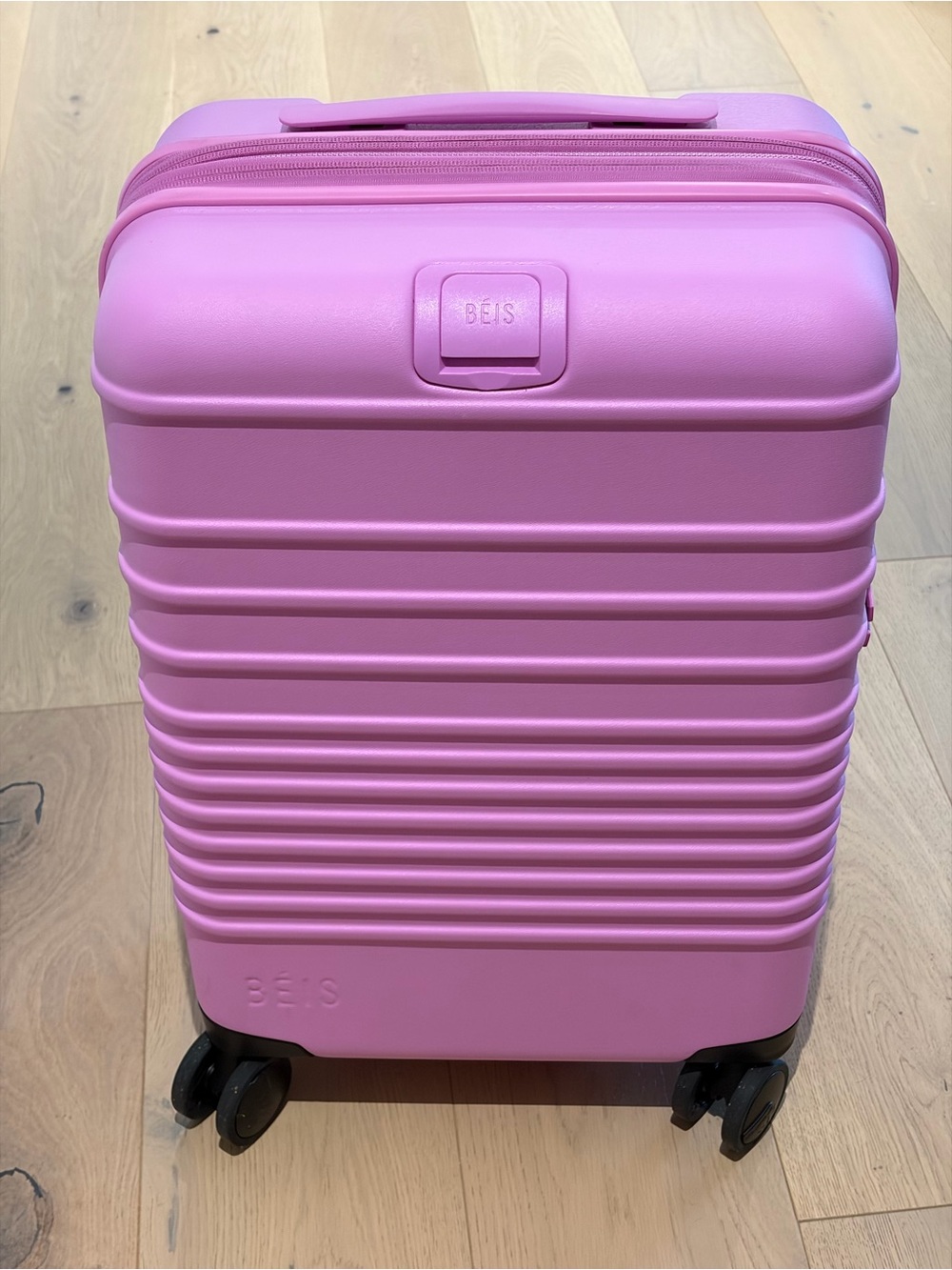 Carry-On Roller in Raspberry